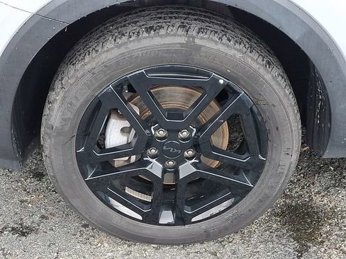 Certified 2025 Kia Telluride EX X-Line AWD/4WD image 10