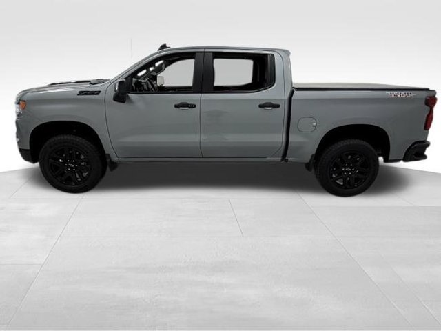 Used 2024 Chevrolet Silverado 1500 LT Trail Boss w/ LT Trail Boss Premium Package AWD/4WD image 3