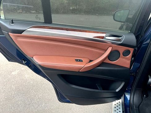 Used 2013 BMW X5 xDrive35i image 14