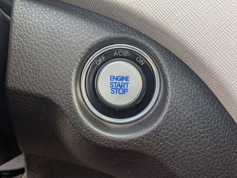 Used 2017 Hyundai Santa Fe Limited w/ Cargo Package AWD/4WD image 26