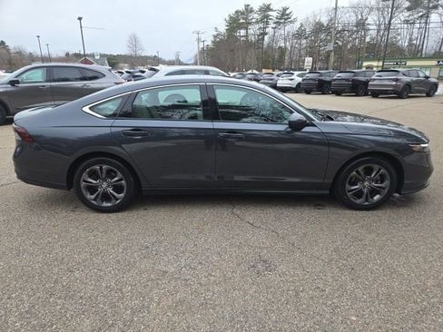 Used 2023 Honda Accord EX image 6