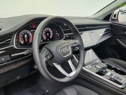 Used 2023 Audi Q8 Premium w/ Convenience Package AWD/4WD image 20