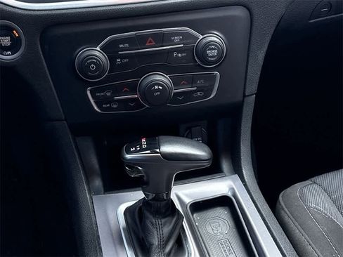 Used 2020 Dodge Charger SXT image 17
