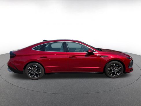 Used 2025 Hyundai Sonata SEL FWD image 15