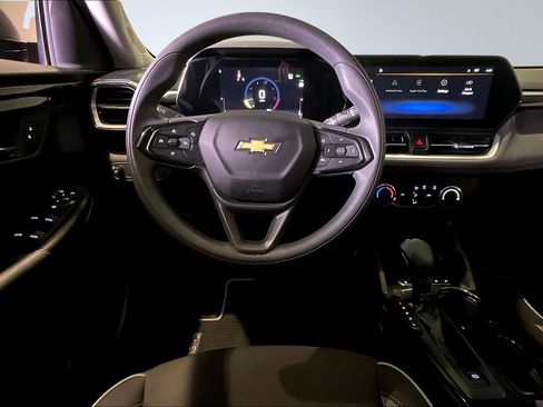 Used 2024 Chevrolet TrailBlazer LS image 8