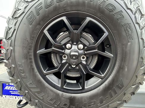 Used 2024 Jeep Wrangler Sport S image 19