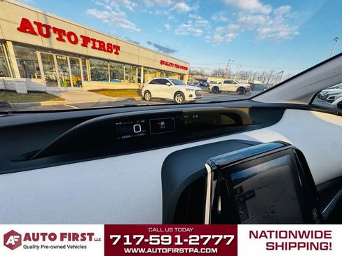 Used 2020 Toyota Prius Prime XLE image 13