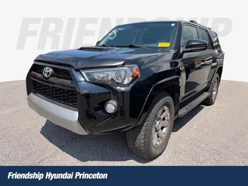 Used 2016 Toyota 4Runner Trail AWD/4WD image 1