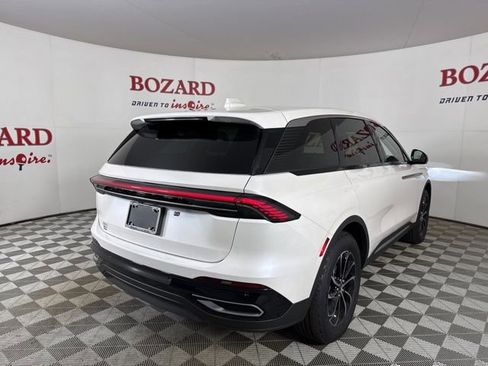 New 2026 Lincoln Nautilus Premier image 7