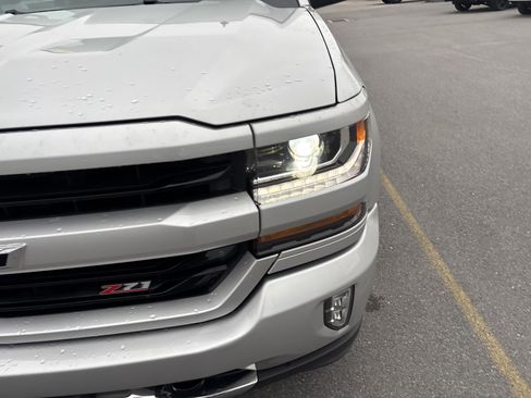 Used 2019 Chevrolet Silverado 1500 LT w/ All Star Edition AWD/4WD image 10