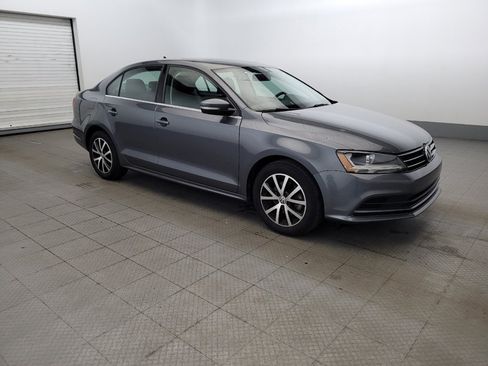 Used 2017 Volkswagen Jetta SE FWD image 11