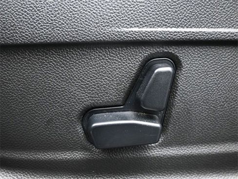 Used 2019 Alfa Romeo Stelvio Sprint w/ Nero Edizione image 12