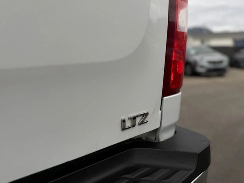 Used 2011 Chevrolet Silverado 3500 LTZ w/ LTZ Plus Package image 34
