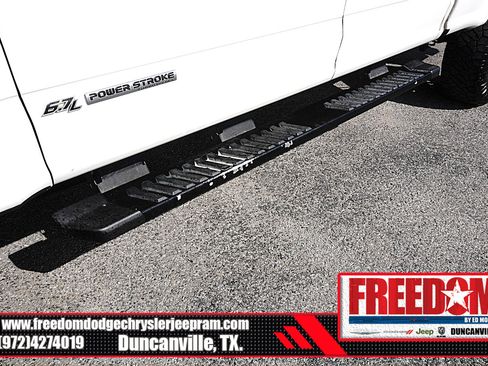 Used 2019 Ford F250 Lariat w/ Lariat Ultimate Package AWD/4WD image 45