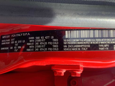 Used 2017 Jeep Renegade Latitude FWD image 21