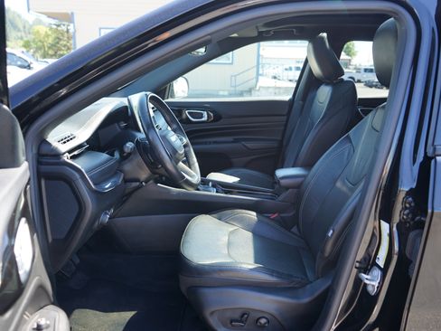 Used 2022 Jeep Compass High Altitude image 12