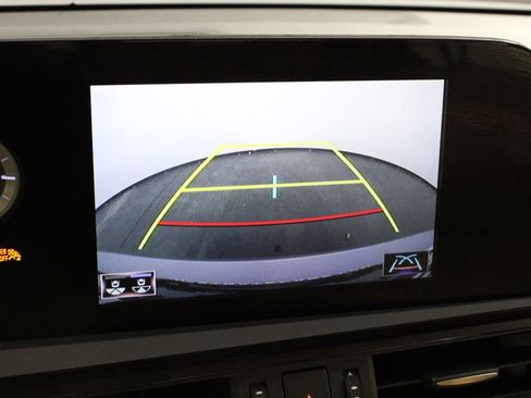 Used 2022 Lexus ES 350 w/ Premium Package image 8