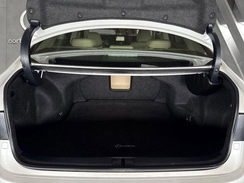 Used 2017 Lexus ES 350 w/ Luxury Package FWD image 23