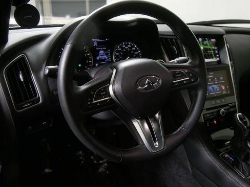 Used 2022 INFINITI Q60 3.0t Luxe w/ Essential Package image 11