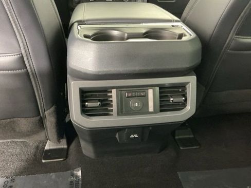 Certified 2025 Ford F450 Lariat w/ FX4 Off-Road Package AWD/4WD image 28