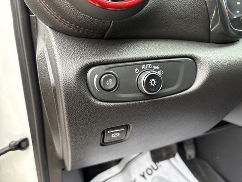 Used 2023 Chevrolet Blazer RS w/ Driver Confidence II Package image 10