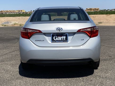 Used 2018 Toyota Corolla LE FWD image 4