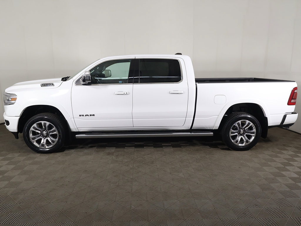 Used 2023 RAM 1500 Limited w/ Body-Colour Bumper Group AWD/4WD image 17