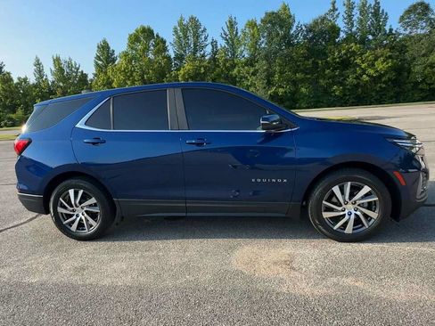 Used 2022 Chevrolet Equinox LT FWD image 9