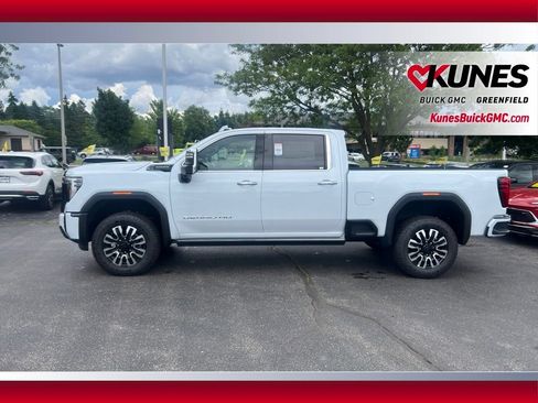 New 2026 GMC Sierra 3500 Denali Ultimate AWD/4WD image 8