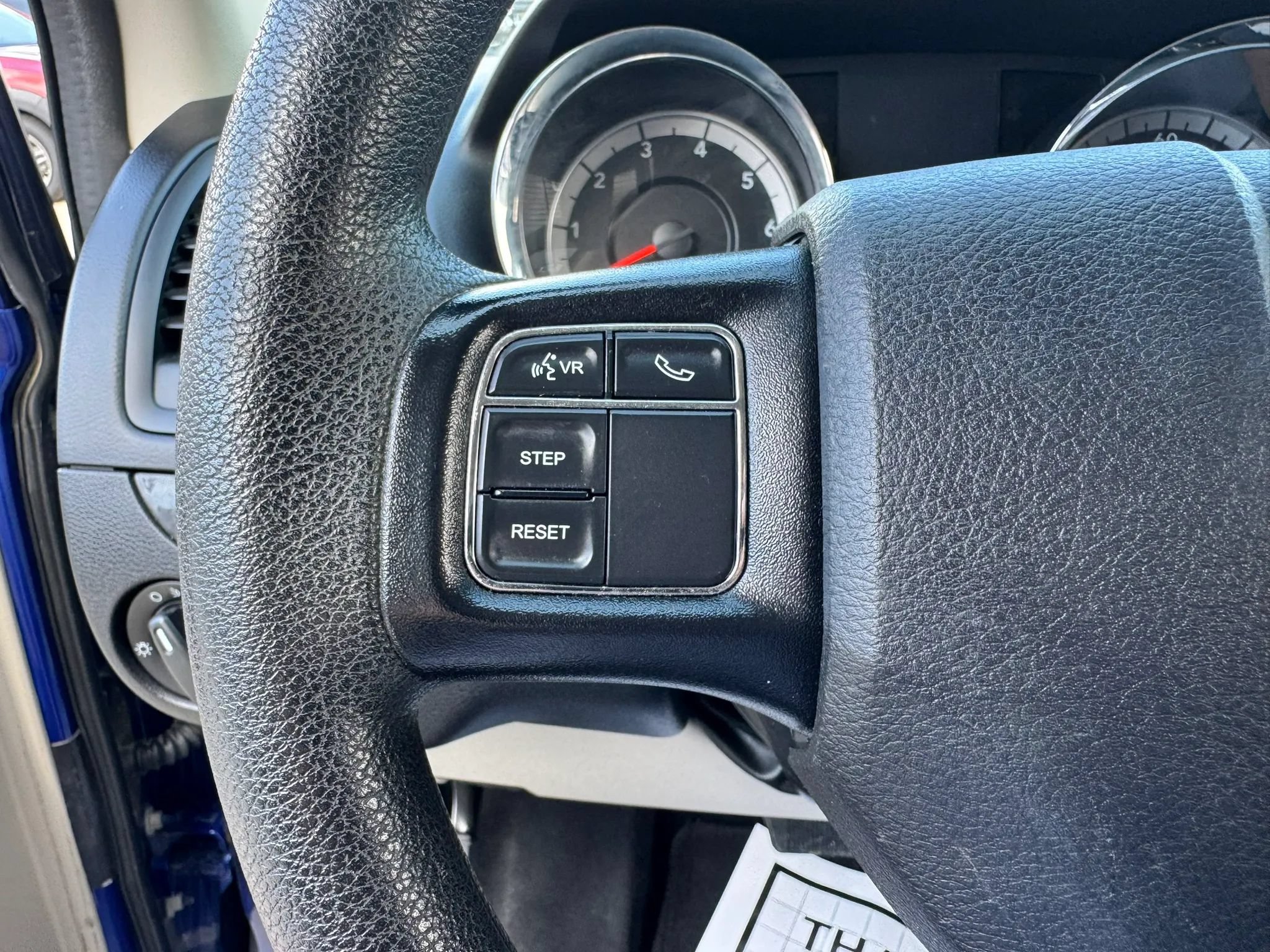 Used 2019 Dodge Grand Caravan SE w/ UConnect Hands-Free Group FWD image 45