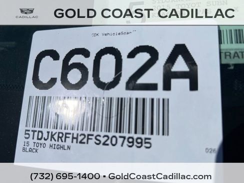 Used 2015 Toyota Highlander XLE image 25