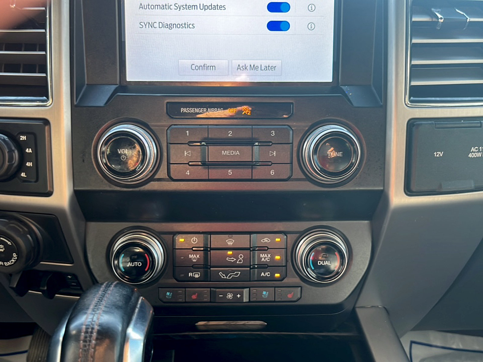 Used 2019 Ford F150 Platinum w/ Technology Package AWD/4WD image 27