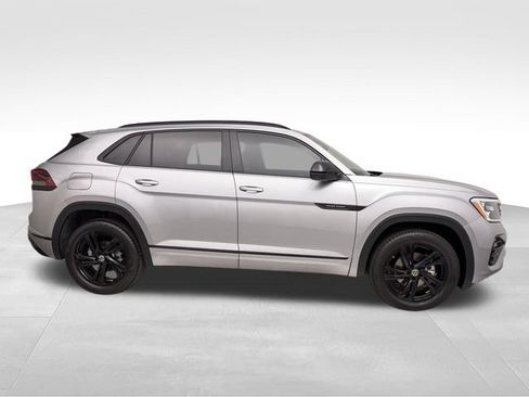 Certified 2026 Volkswagen Atlas Cross Sport SEL R-Line AWD/4WD image 10