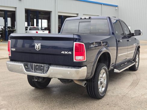 Used 2018 RAM 2500 Laramie w/ Cold Weather Group AWD/4WD image 3