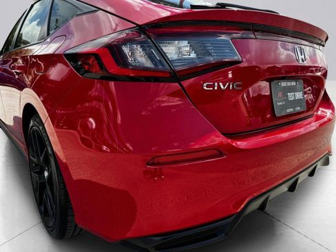 Used 2025 Honda Civic Sport image 13