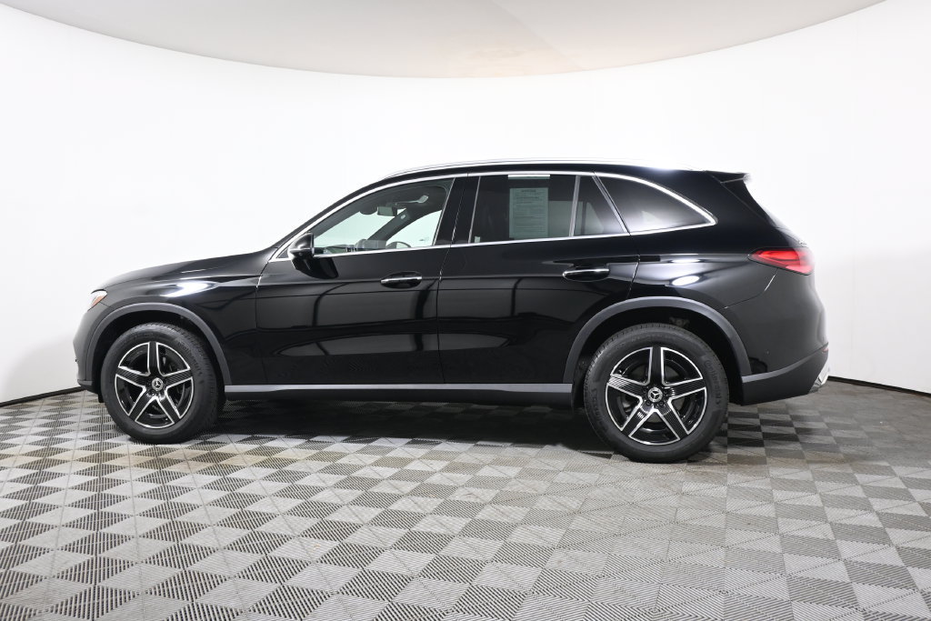 Certified 2026 Mercedes-Benz GLC 300 4MATIC image 2