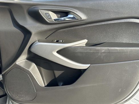 Used 2024 Chevrolet Trax RS w/ Driver Confidence Package image 16