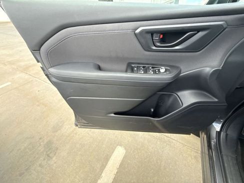 Used 2026 Subaru Forester Premium image 13