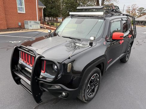 Used 2016 Jeep Renegade Trailhawk w/ Popular Equipment Group image 2