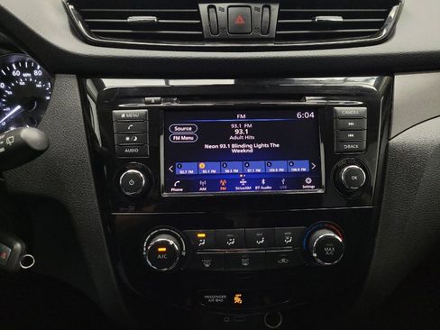 Used 2020 Nissan Rogue Sport S w/ Appearance Package FWD image 25