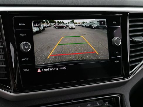 Certified 2023 Volkswagen Atlas Cross Sport SEL AWD/4WD image 31