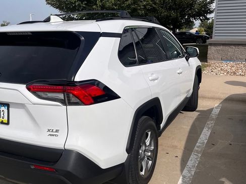 Used 2025 Toyota RAV4 XLE w/ Convenience Package AWD/4WD image 5