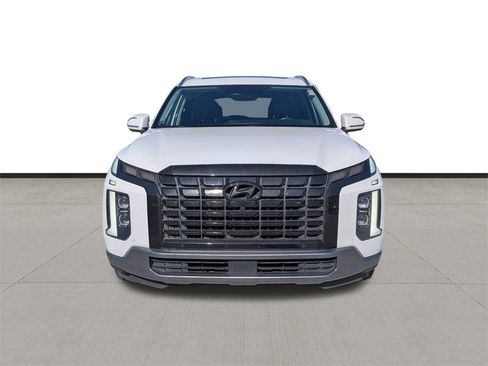 Used 2023 Hyundai Palisade Limited w/ Cargo Package image 2