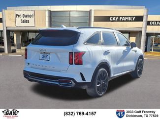 Used 2022 Kia Sorento SX FWD video 2