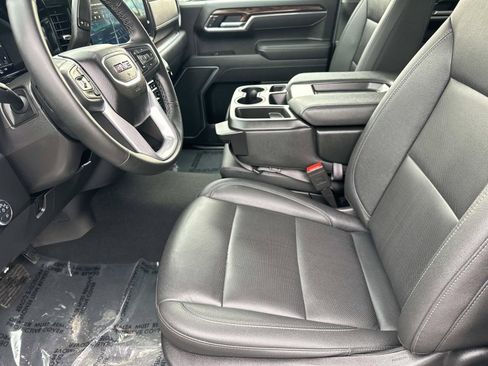 Used 2025 GMC Sierra 1500 SLT image 22