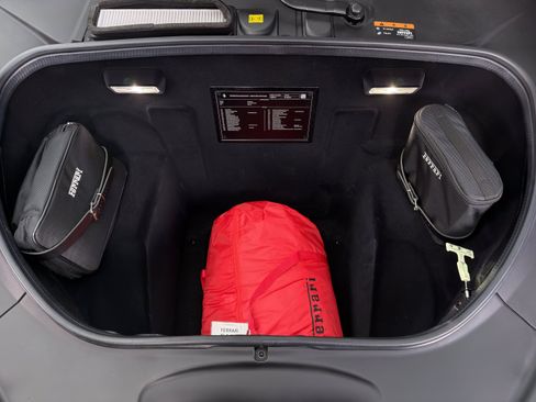 Used 2023 Ferrari F8 Tributo RWD image 29