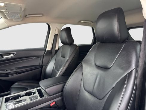 Used 2022 Ford Edge Titanium AWD/4WD image 15