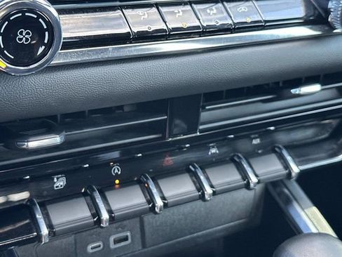 Used 2023 GMC Canyon Elevation image 21