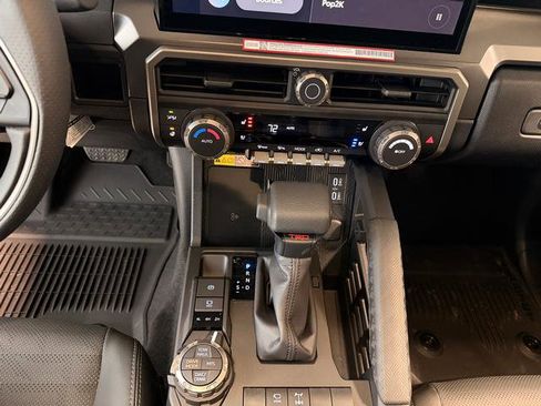 Used 2025 Toyota 4Runner 4WD image 20