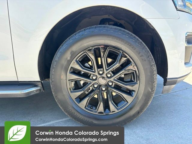 Used 2022 Ford Expedition Max Limited AWD/4WD image 13